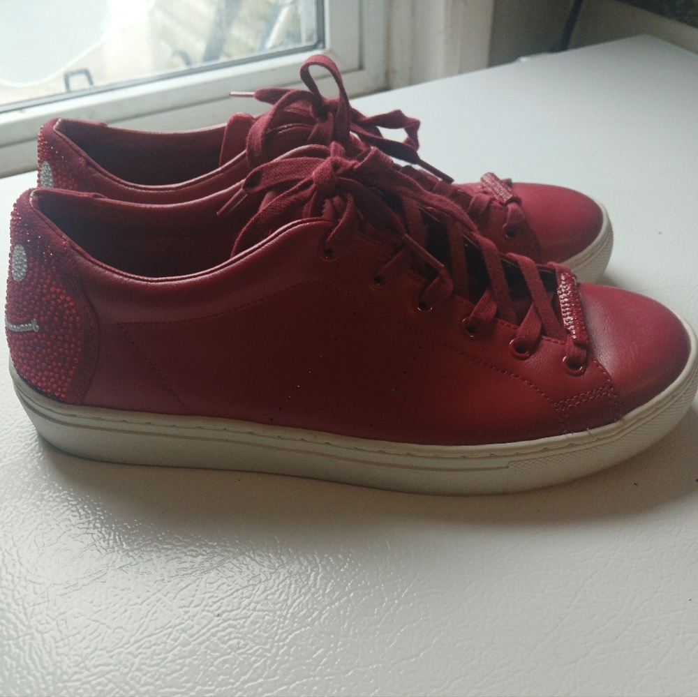 Skechers LA "Happy" Rise Fit Sneakers